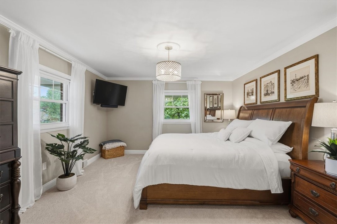 105 Appletree Dr