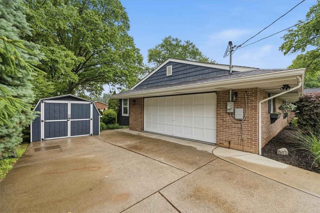 105 Appletree Dr
