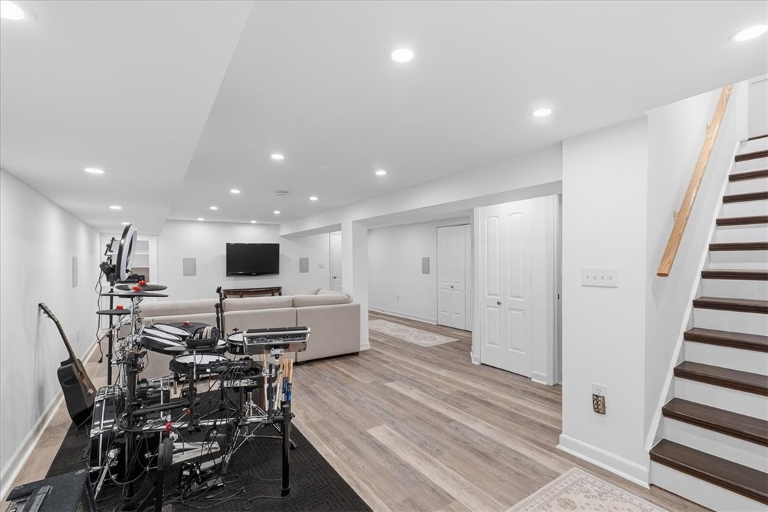 105 Appletree Dr
