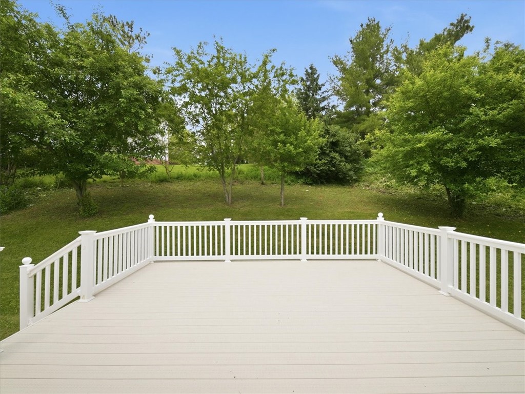 8 Pristine Pl