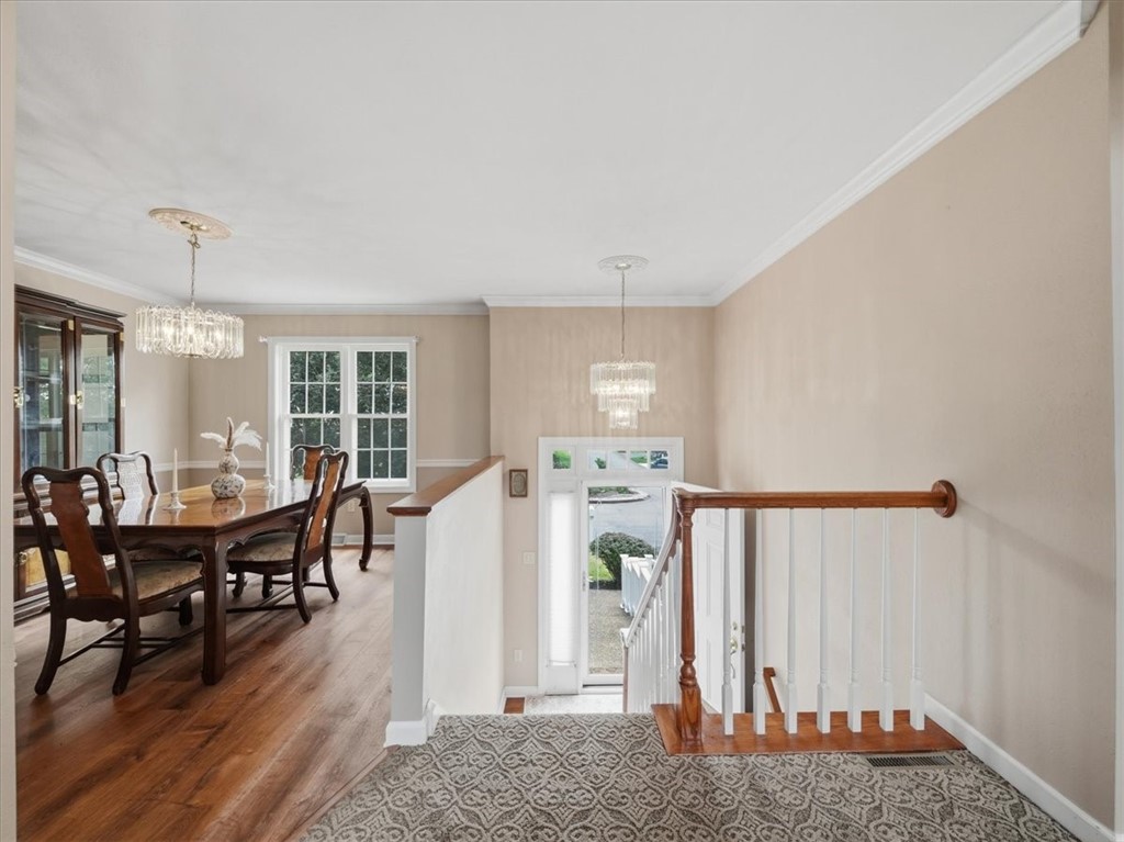 8 Pristine Pl