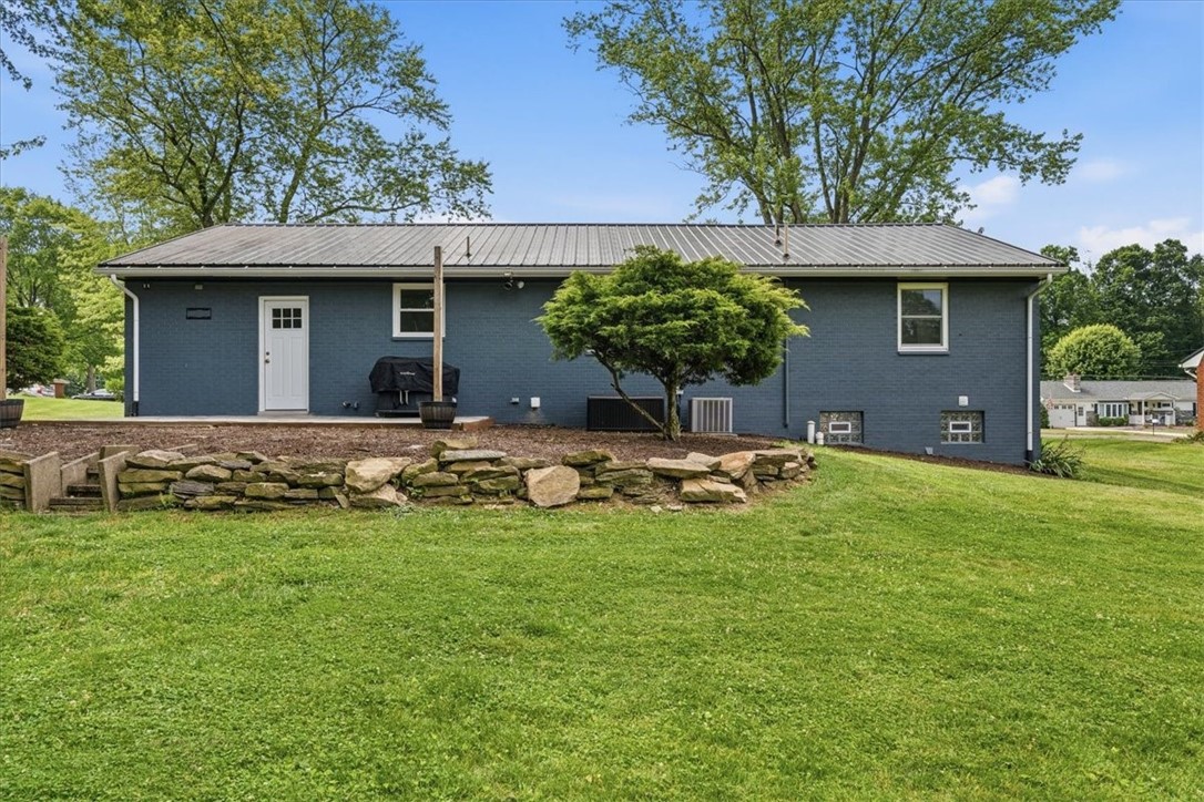 116 Arrowhead Dr