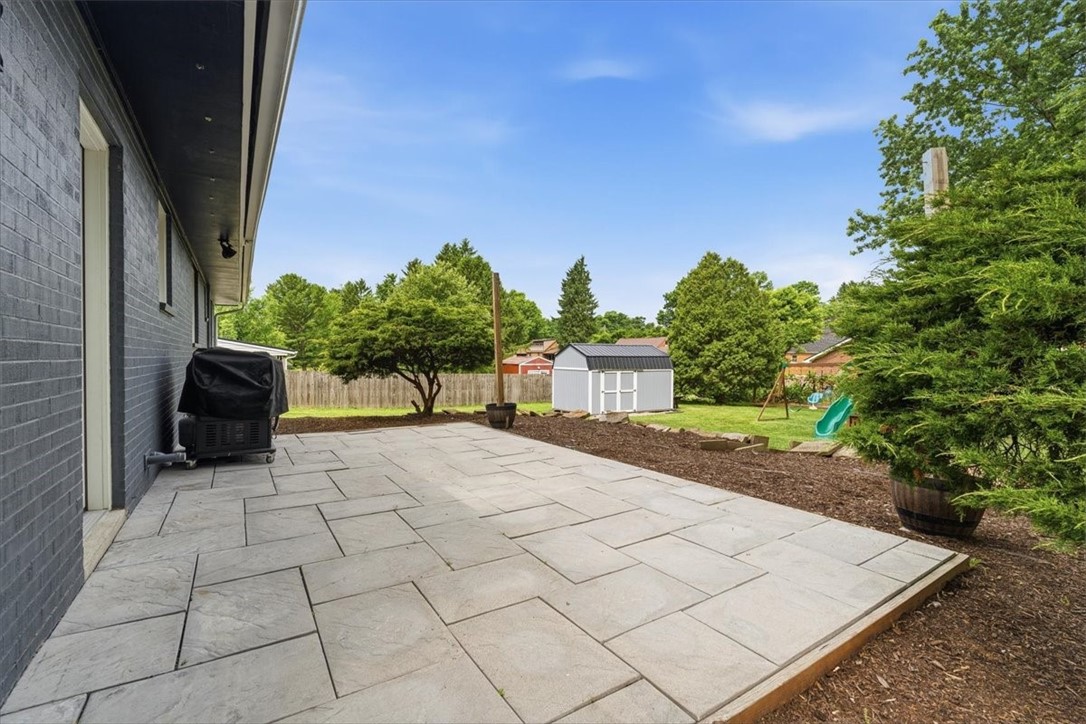 116 Arrowhead Dr