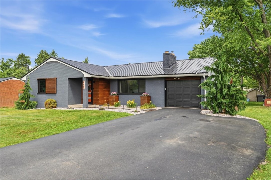 116 Arrowhead Dr