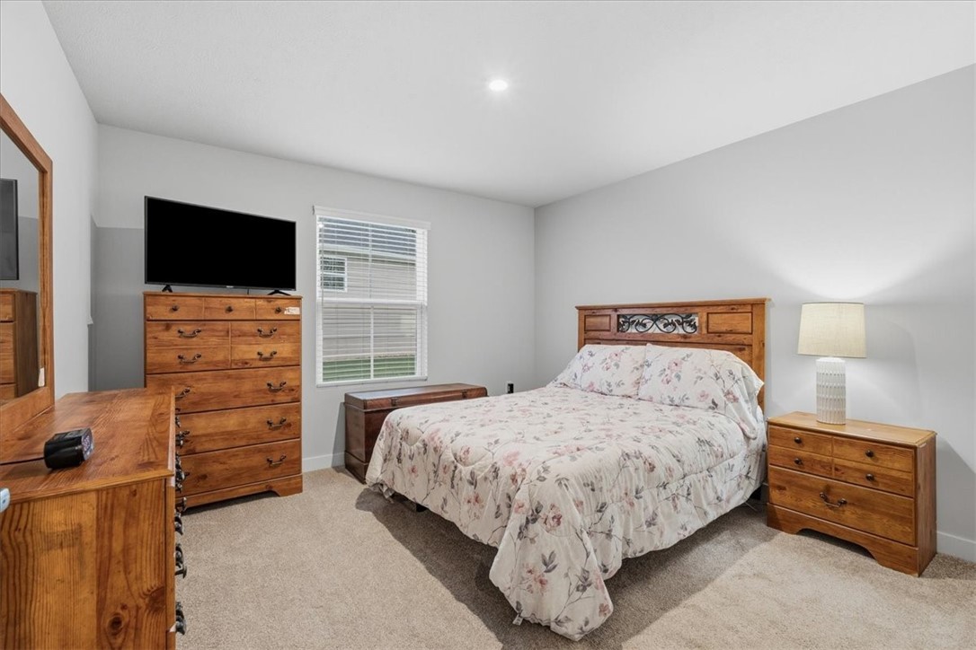 174 Olivia Dr