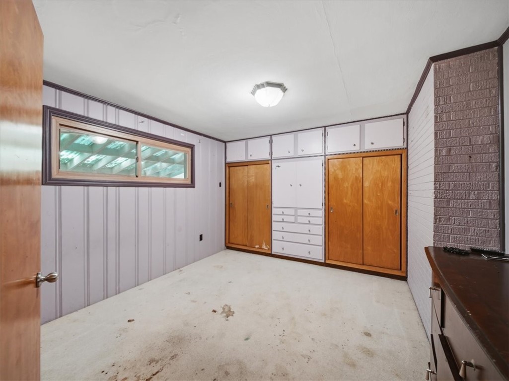 142 Center Grange Rd