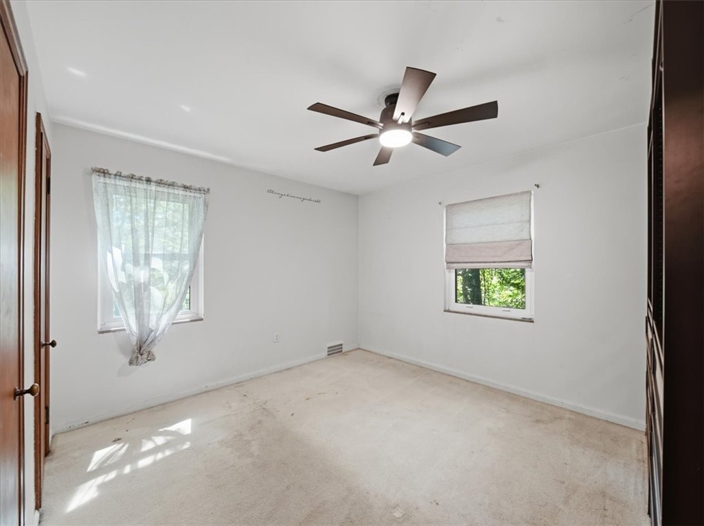 142 Center Grange Rd