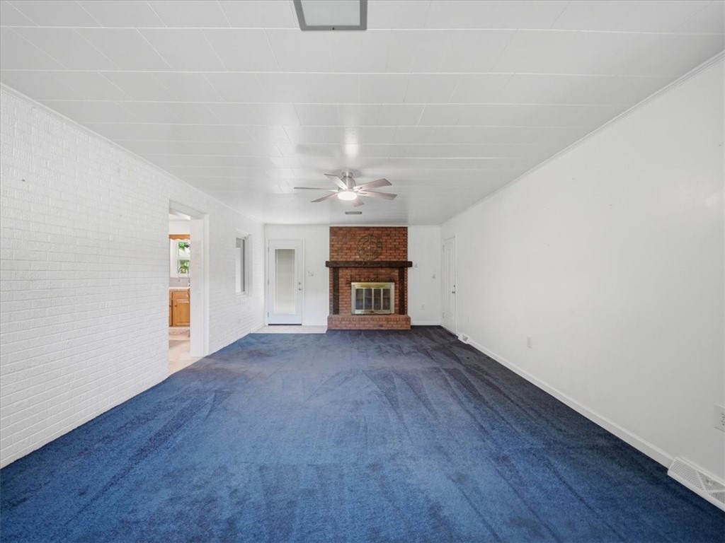 142 Center Grange Rd