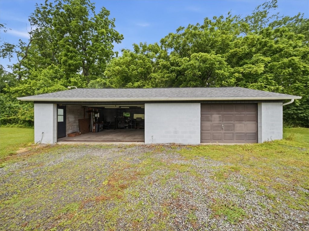 106 Savannah Gardner Rd
