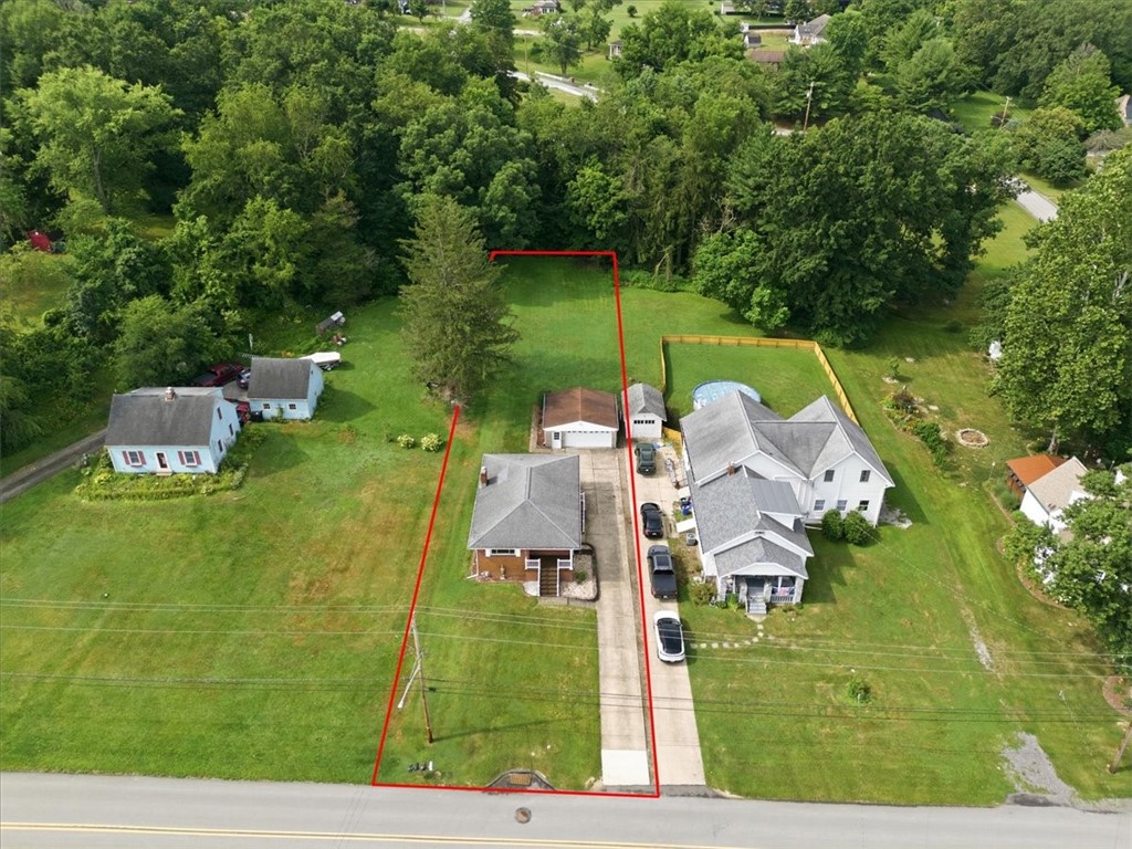 606 Golf Course Rd