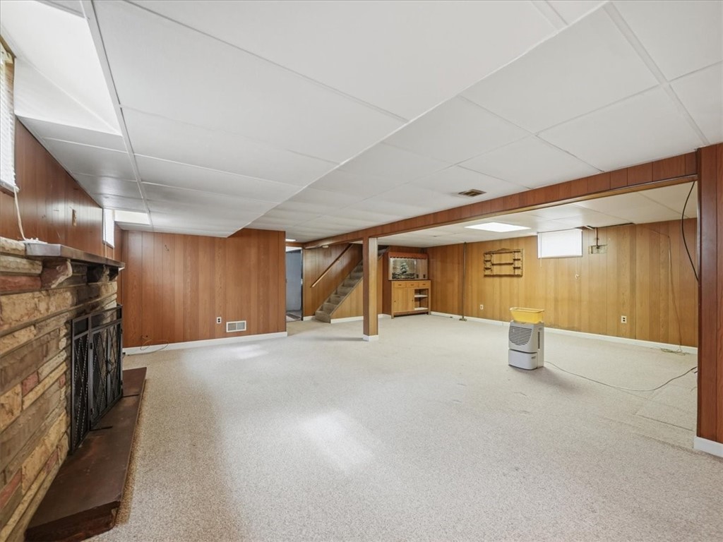 606 Golf Course Rd