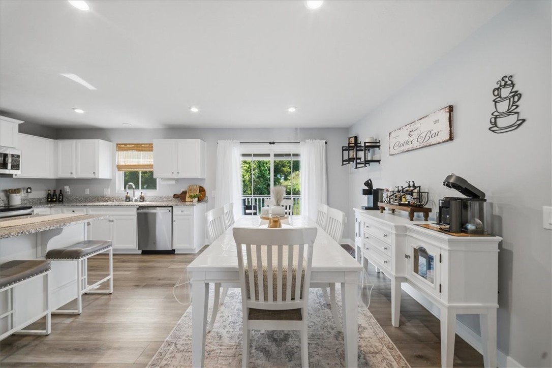 112 Olivia Dr