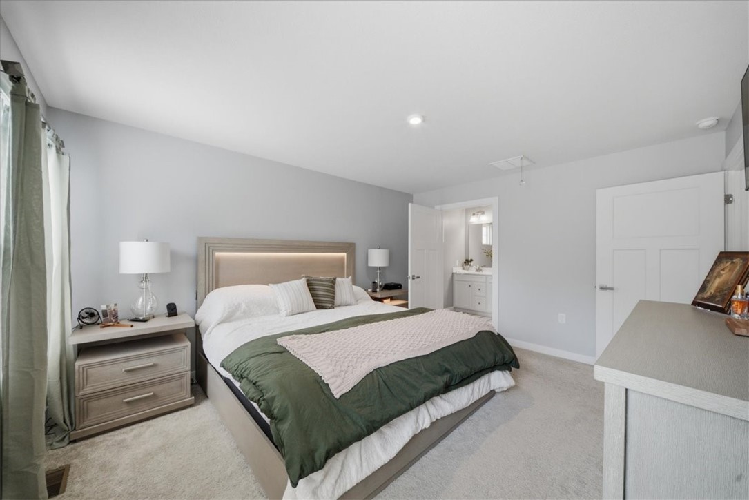 112 Olivia Dr