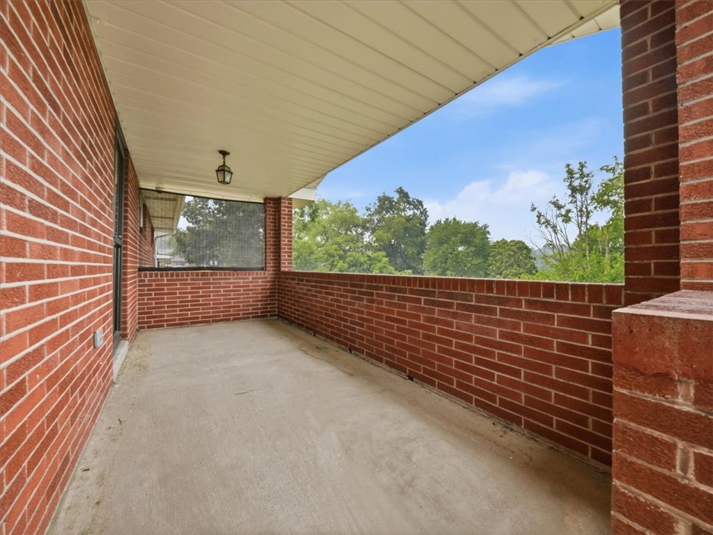 3119 Ridge Ave