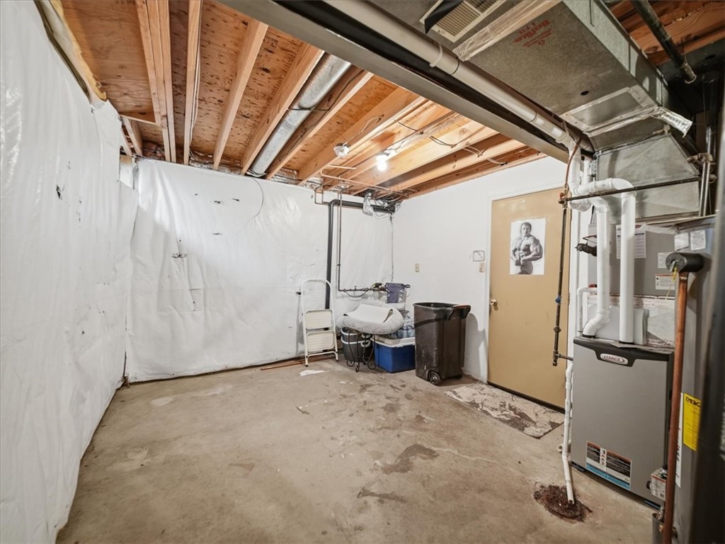 4025 Hancock Dr