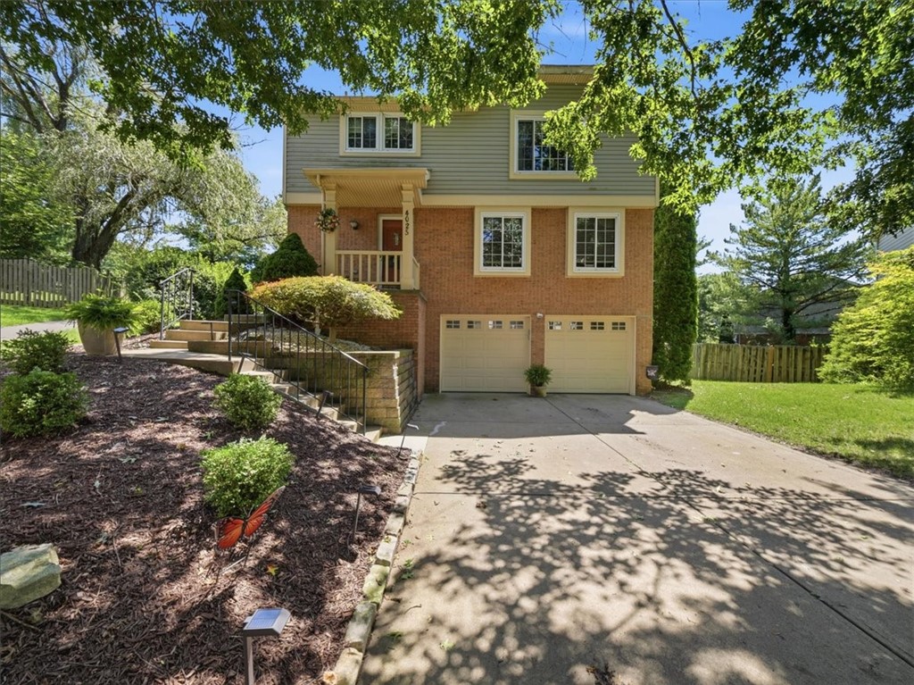 4025 Hancock Dr