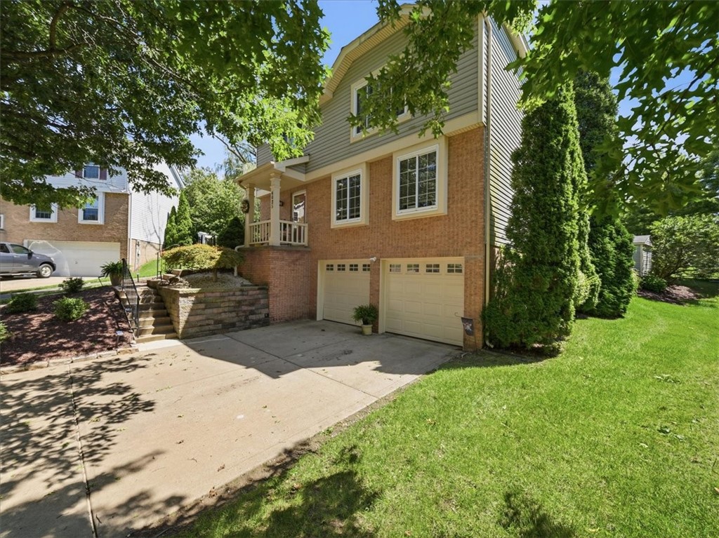 4025 Hancock Dr