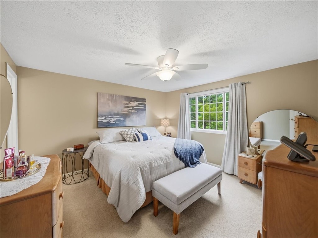 4025 Hancock Dr