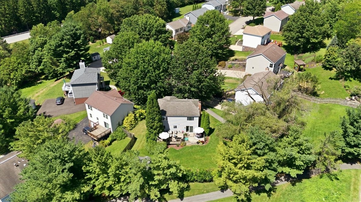 4025 Hancock Dr