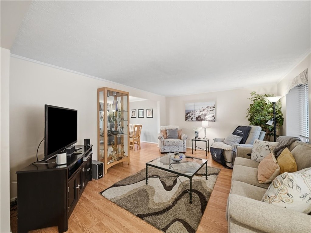 4025 Hancock Dr