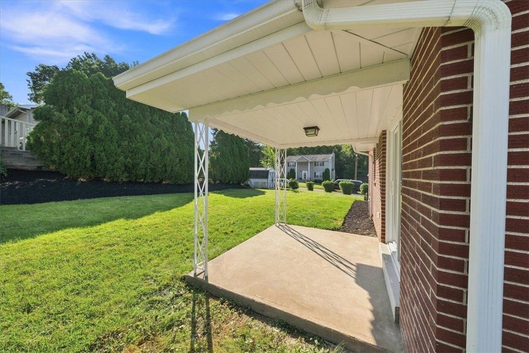 1106 Fairlane Dr