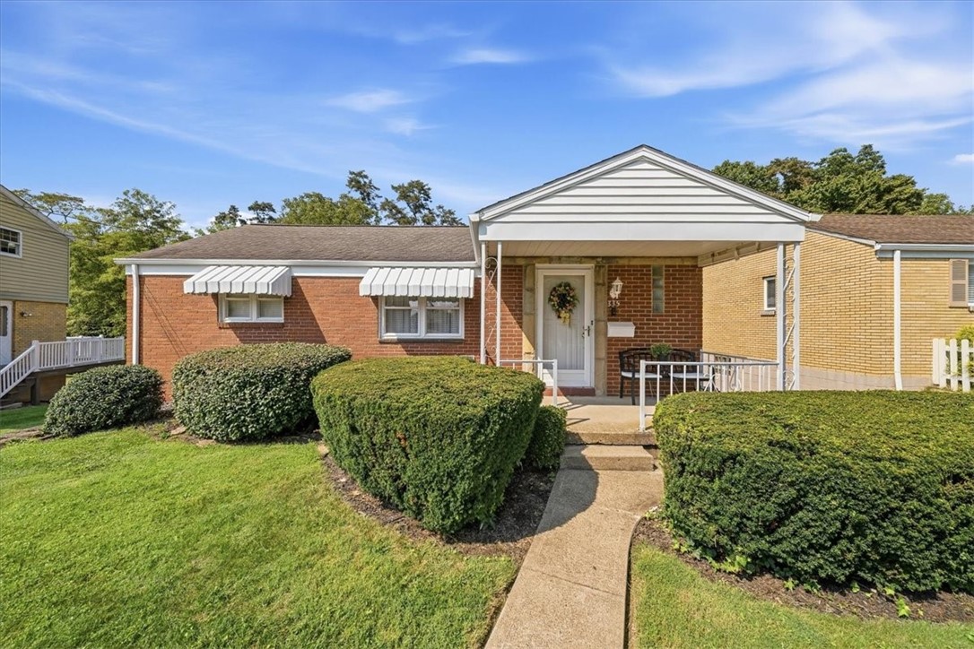 335 Roosevelt Ave