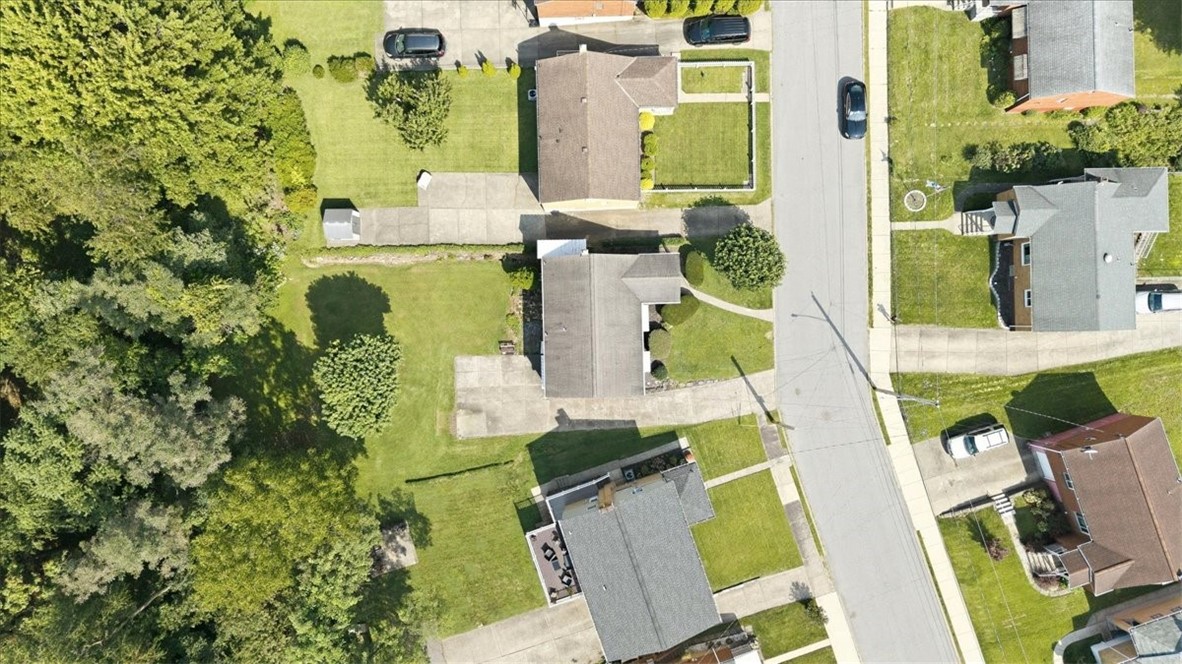 335 Roosevelt Ave