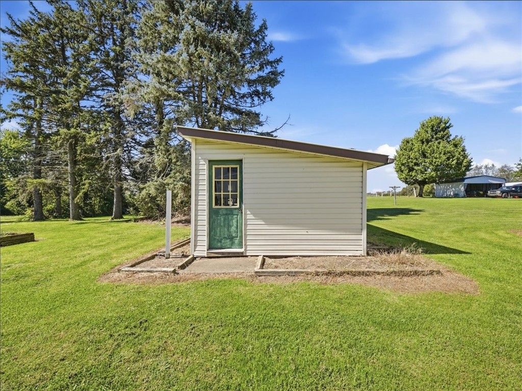 6304 Tuscarawas Rd