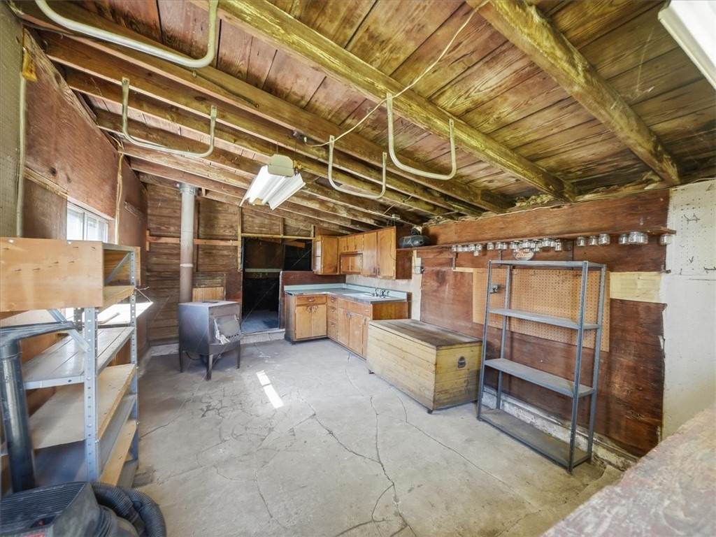 6304 Tuscarawas Rd
