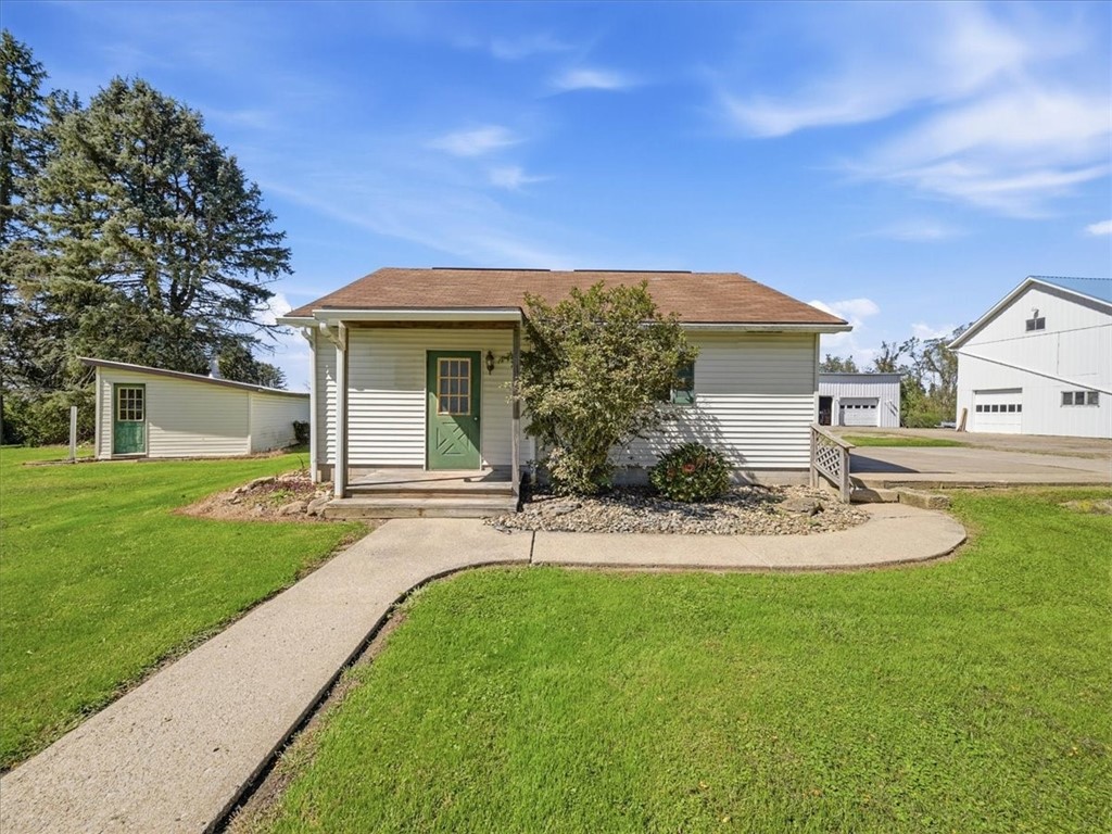 6304 Tuscarawas Rd