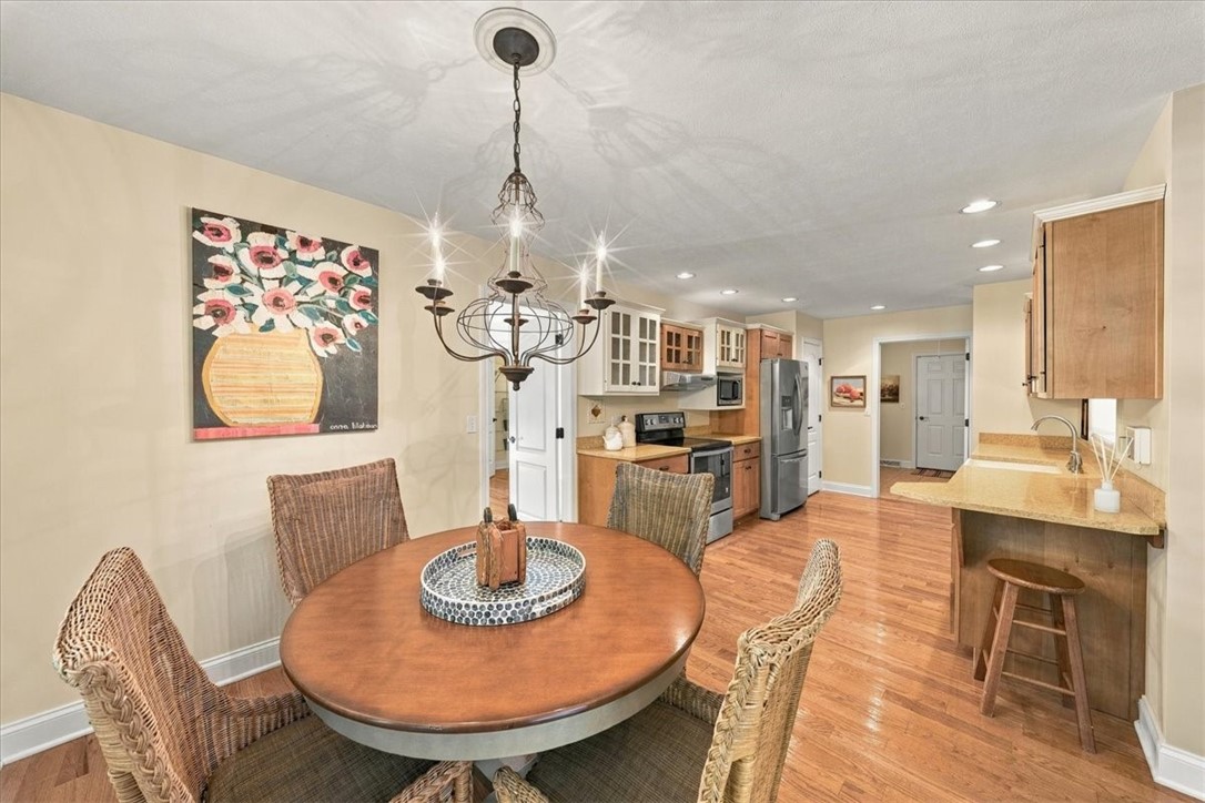 103 Shining Star Ct