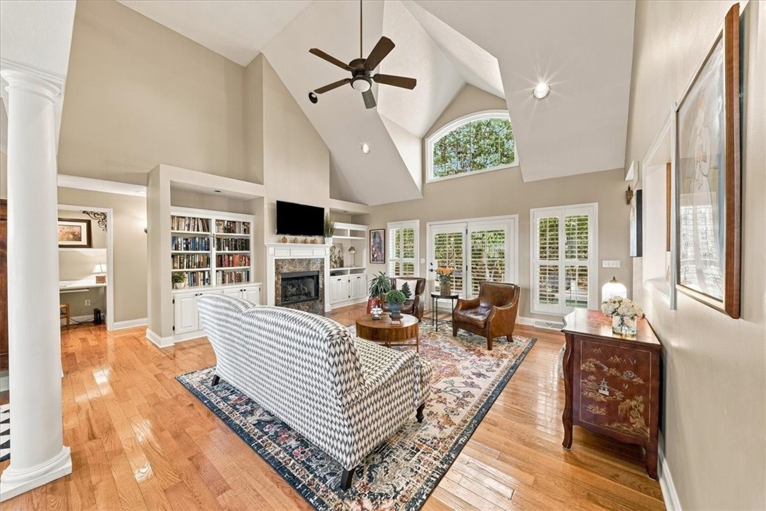 103 Shining Star Ct