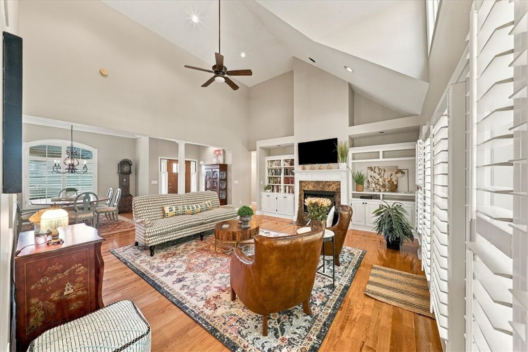103 Shining Star Ct