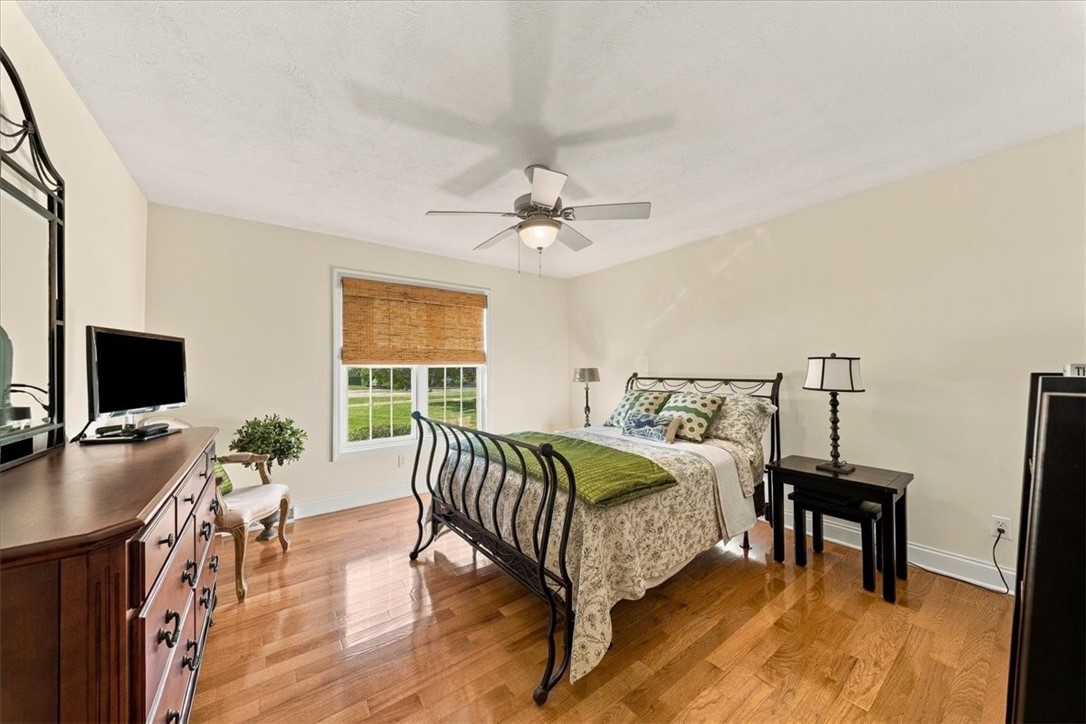 103 Shining Star Ct