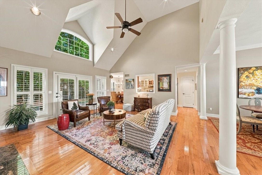 103 Shining Star Ct
