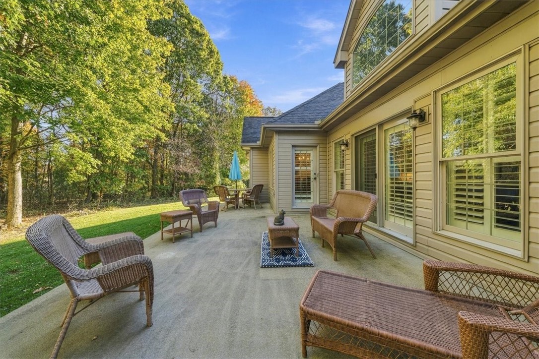 103 Shining Star Ct