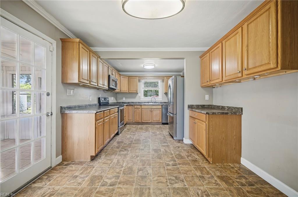 221 Cypress RD