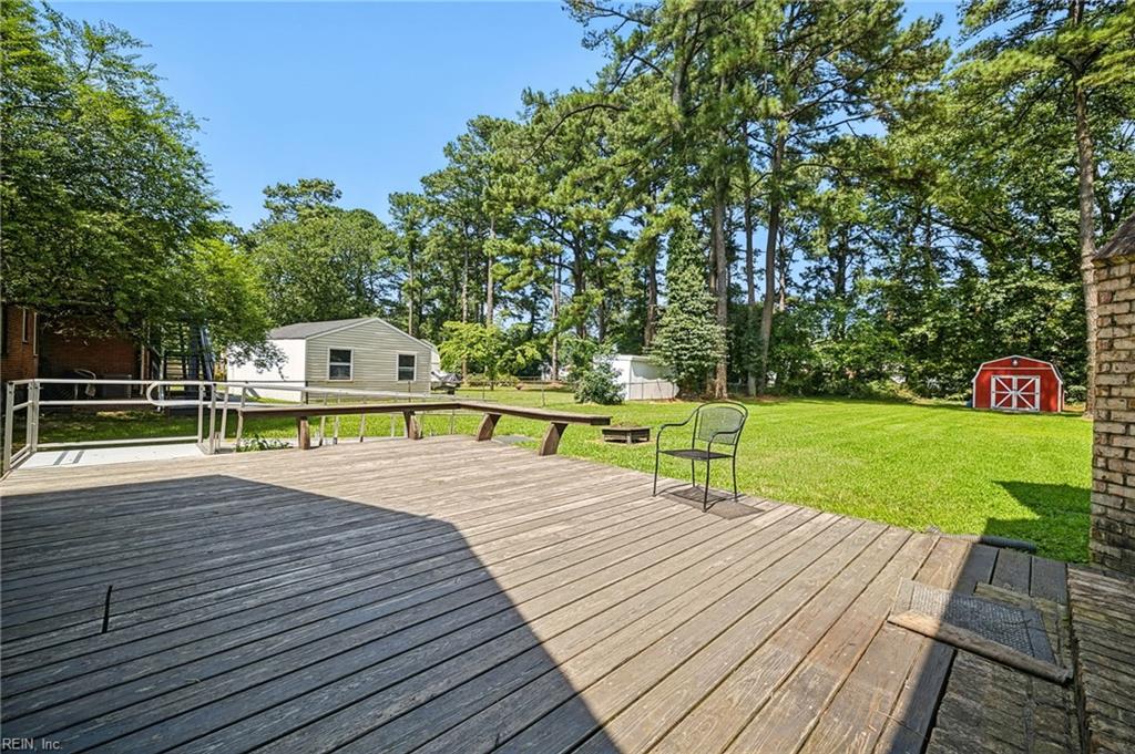 221 Cypress RD