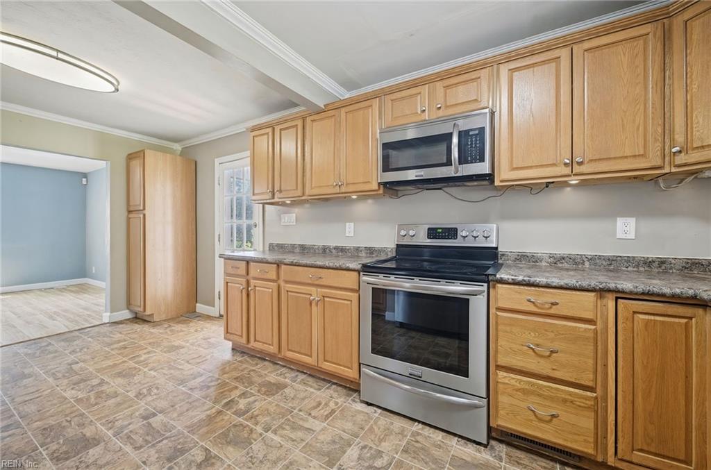 221 Cypress RD