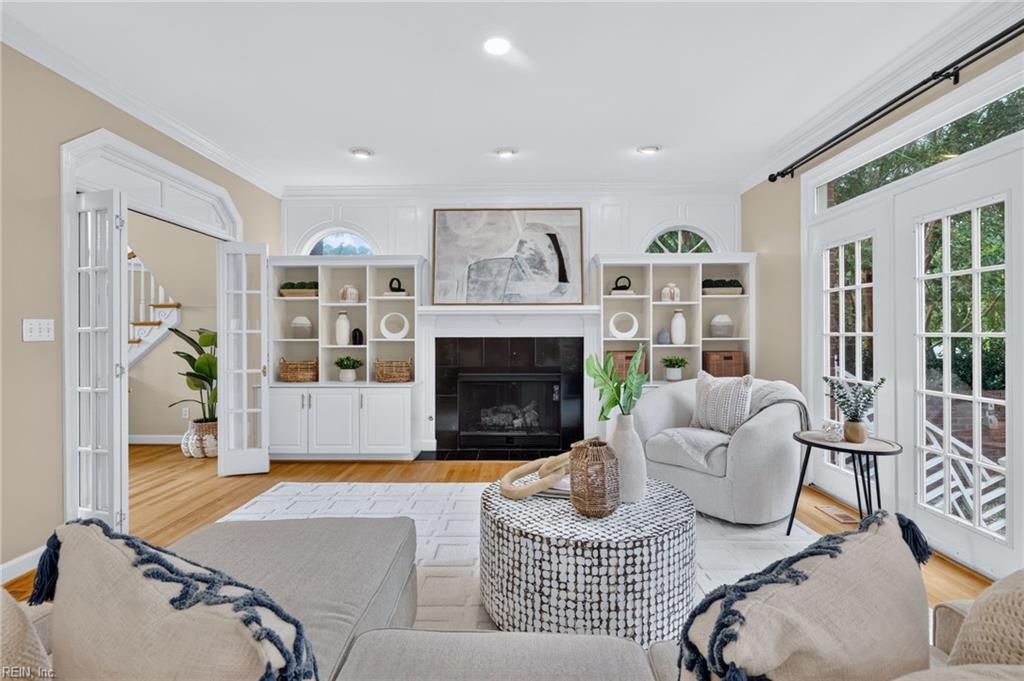 1505 Bordeaux PL