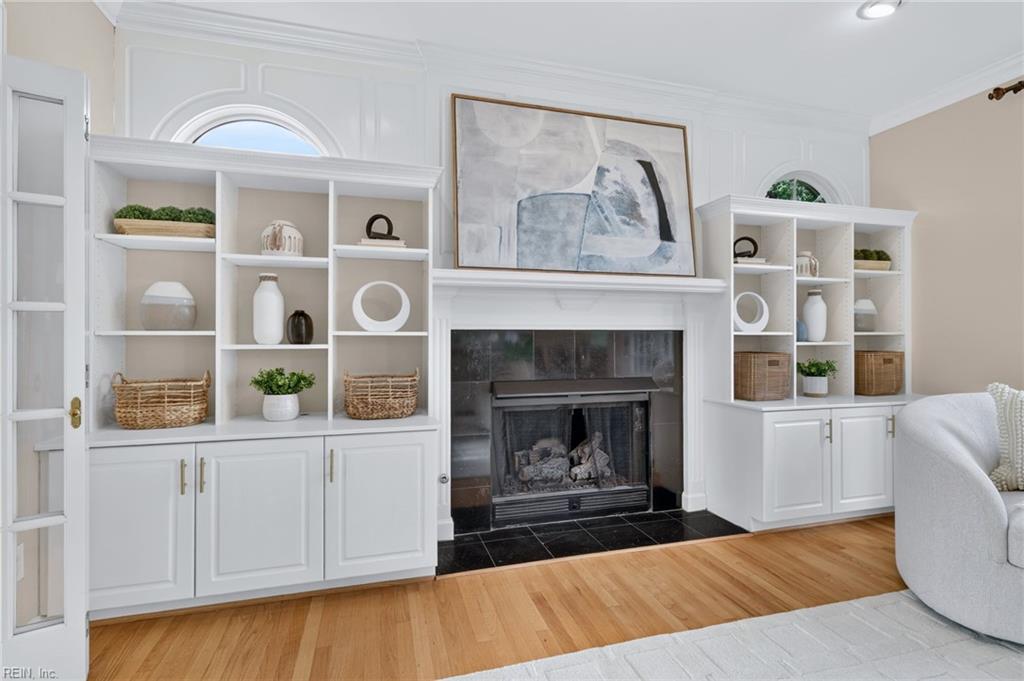 1505 Bordeaux PL