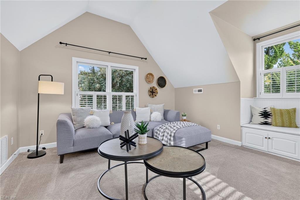 1505 Bordeaux PL