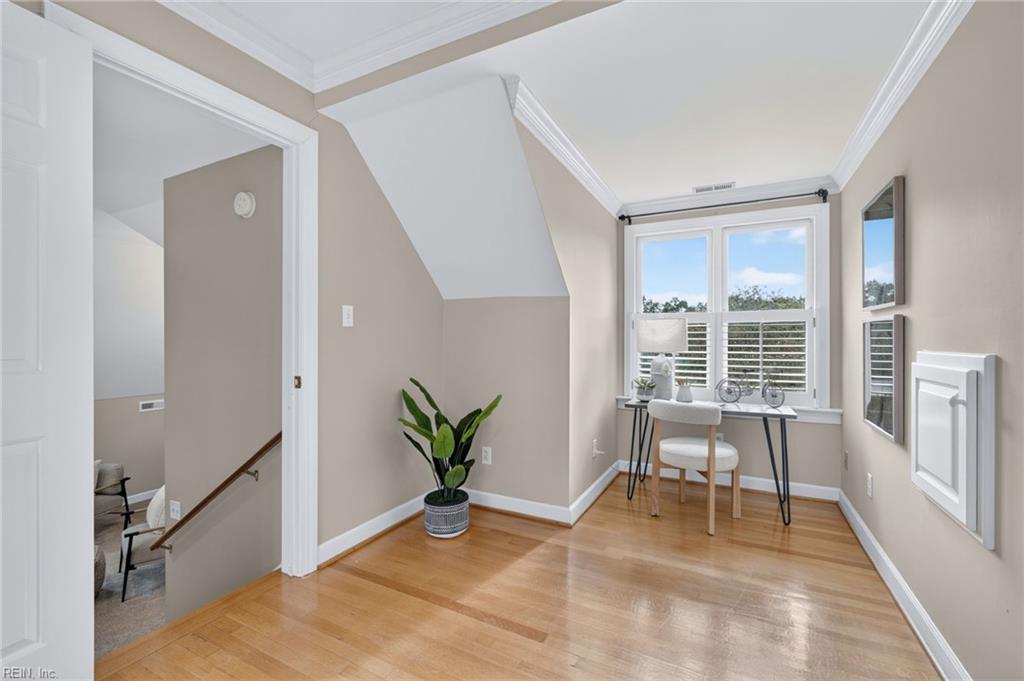 1505 Bordeaux PL