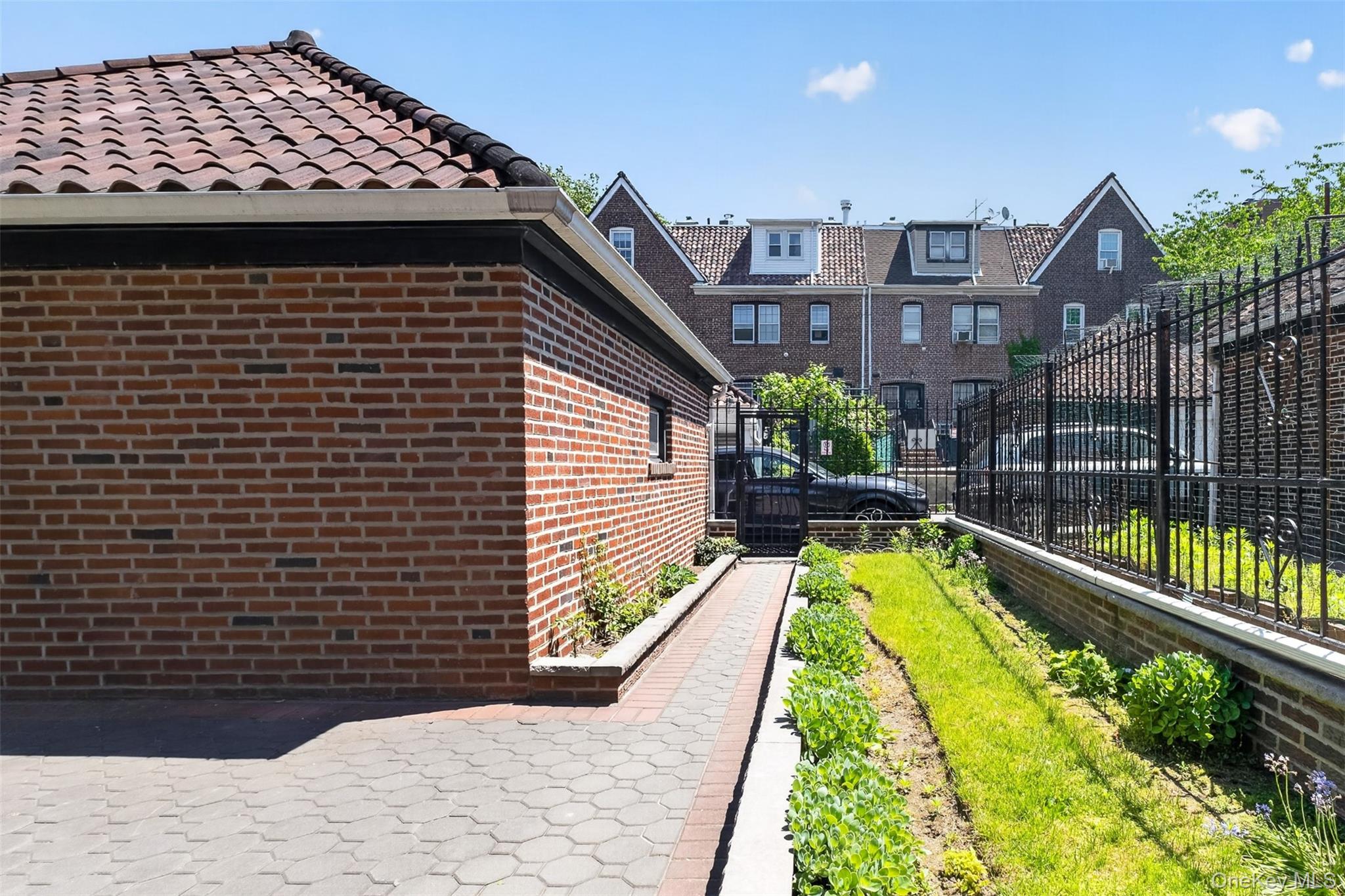 34-39 75th Street