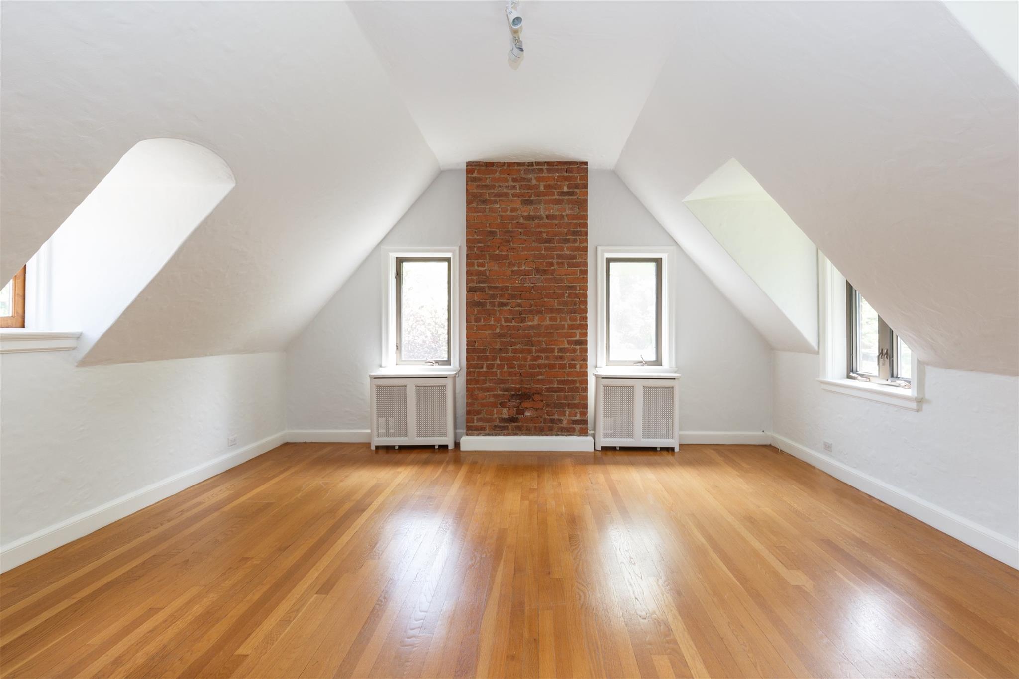 10 Ridge Place