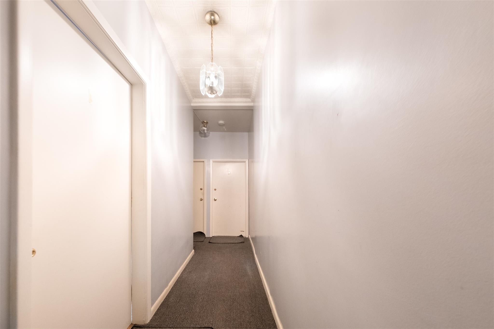 115 Wolfs Lane Unit: 2