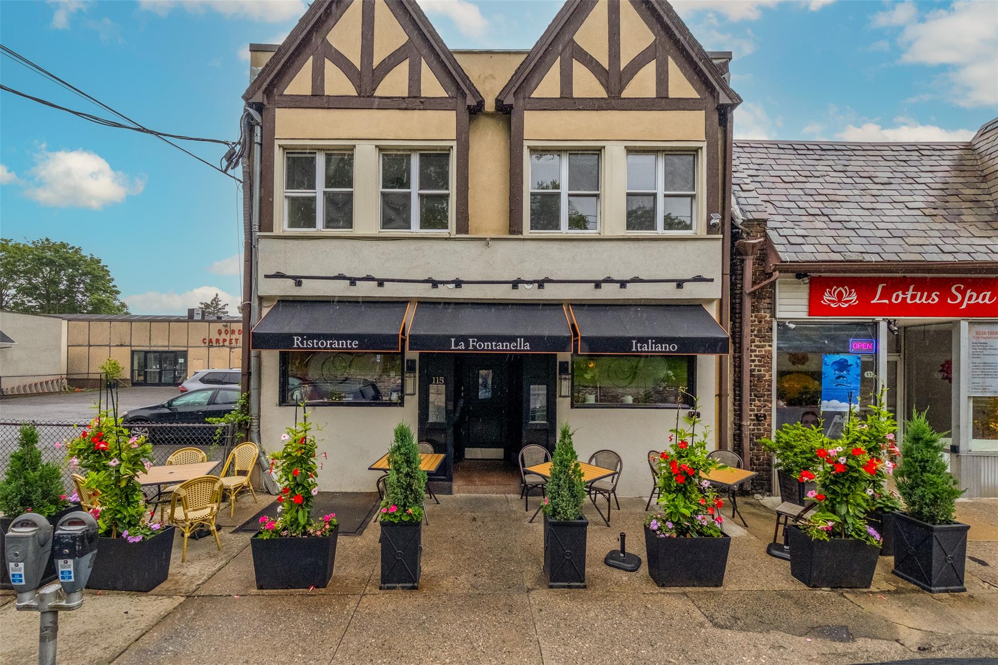 115 Wolfs Lane Unit: 2