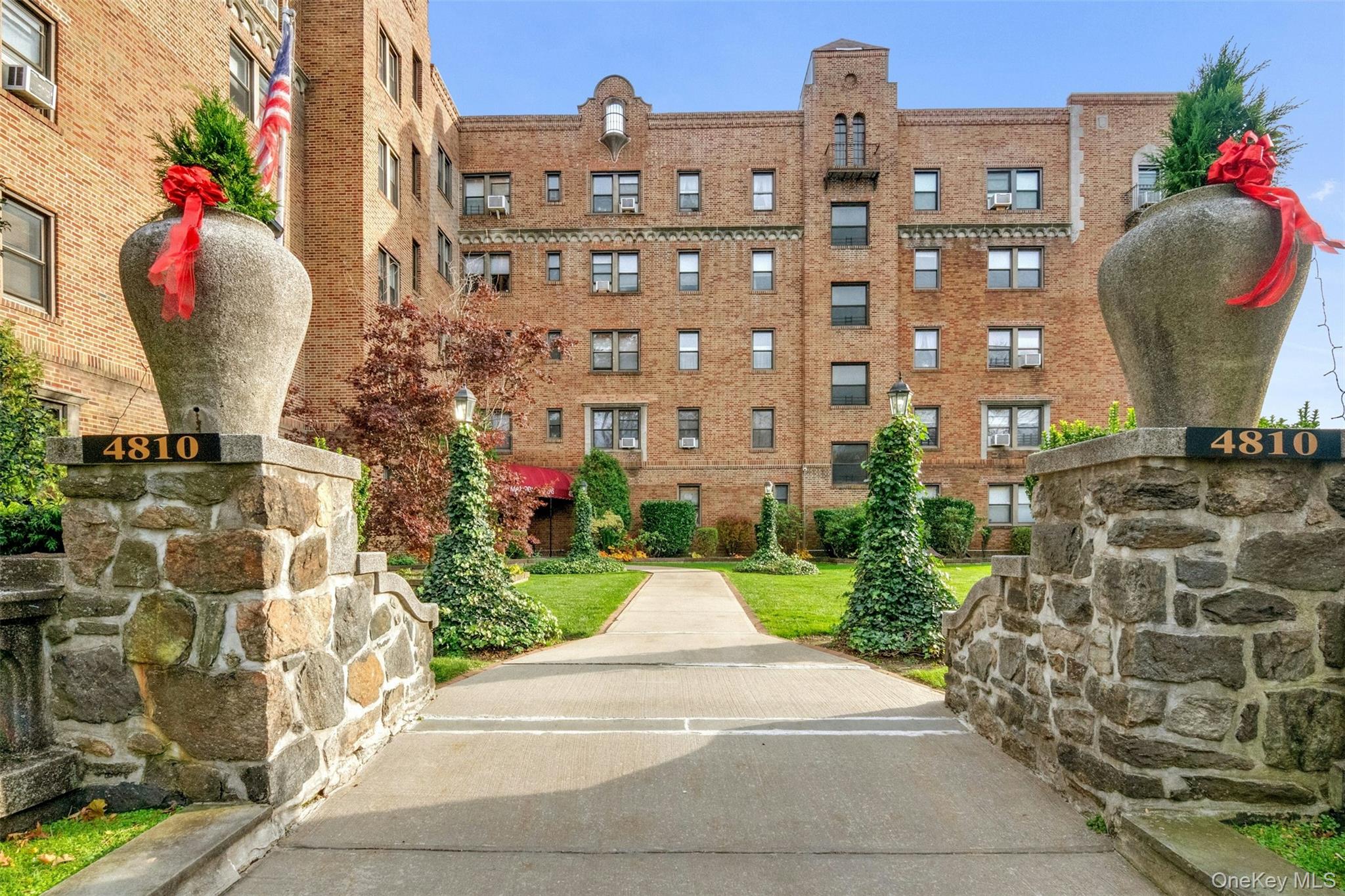 4810 Boston Post Road Unit: 2D