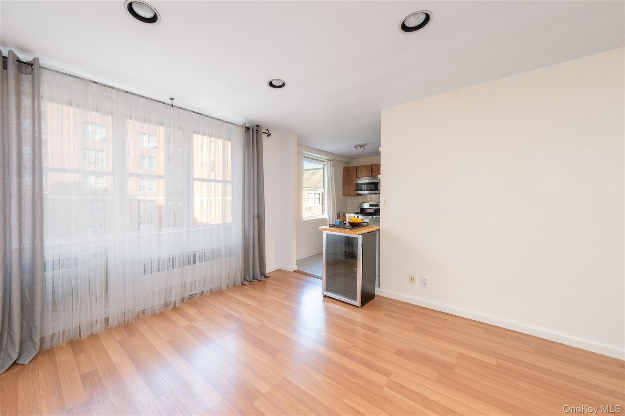 25 Franklin Avenue Unit: 6K