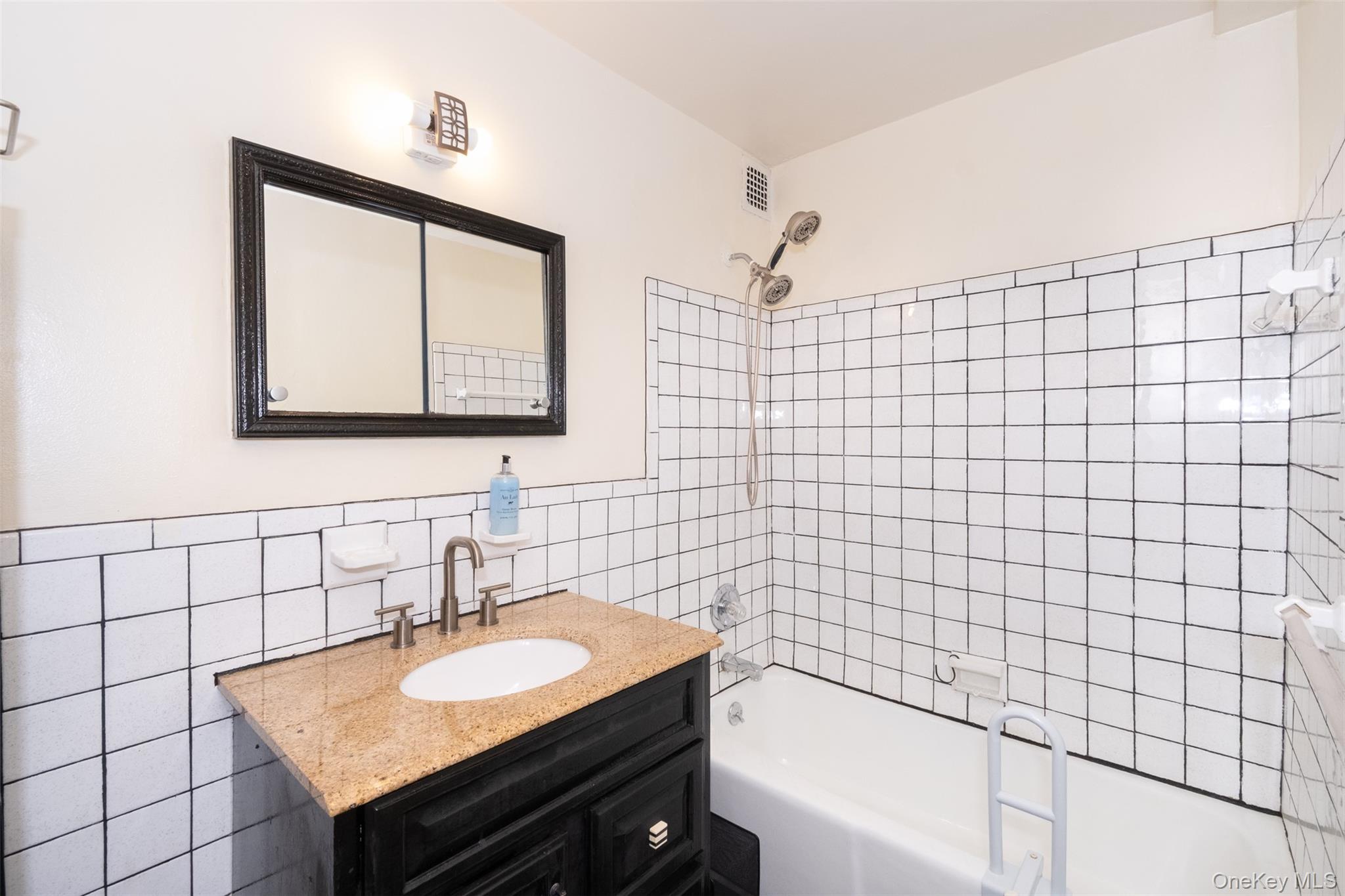 25 Franklin Avenue Unit: 6K